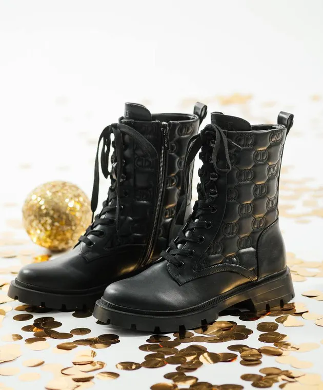 Twinset Black boots with Oval T logo embroidery